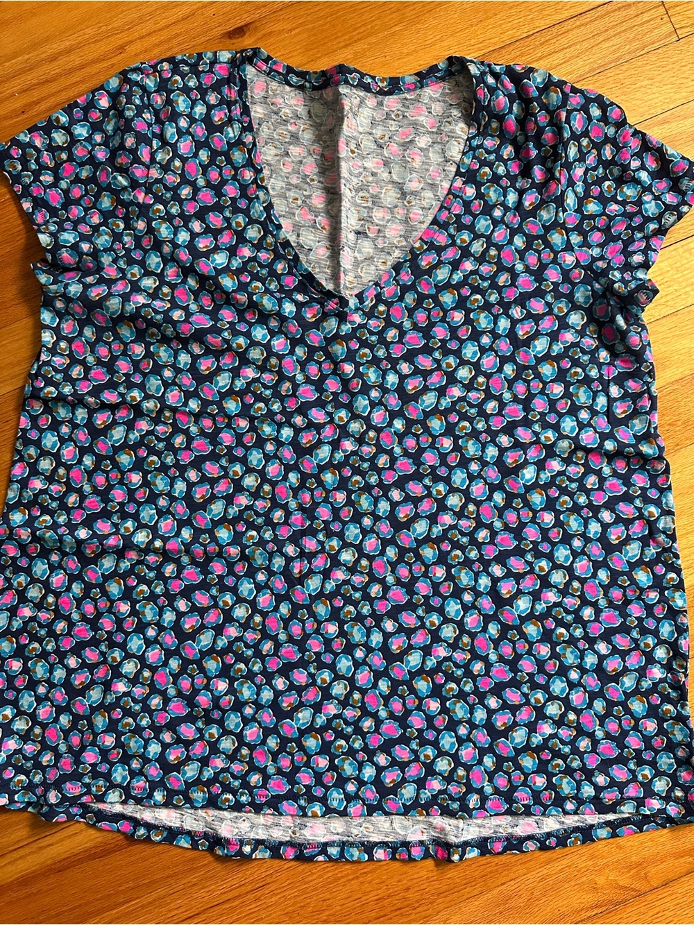 Lilly Pulitzer Navy V-Neck Etta Short Sleeve Top with Pink & Aqua Spots